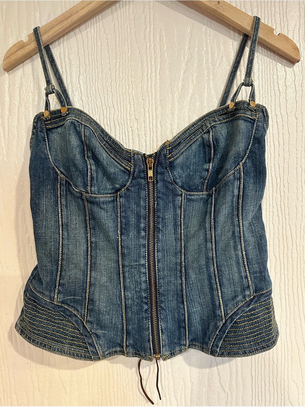 NWOT- Marciano Denim Corset Top Size Small - Laut-up Back, Zip Front Bustier